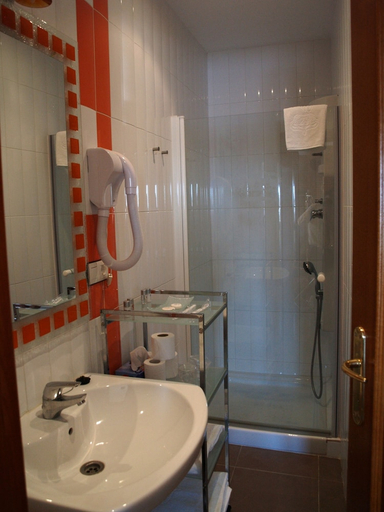 Bathroom 4, Castillo de Curiel, Valladolid