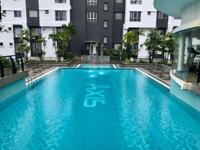 Others 3, Axis residence, Ampang