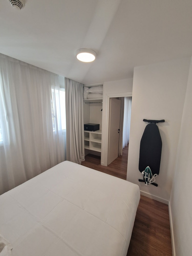 Bedroom 3, Miranove, Hérault