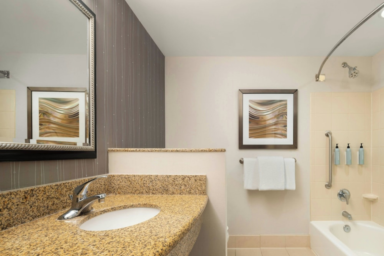 Bathroom 5, Courtyard by Marriott Salisbury, Wicomico