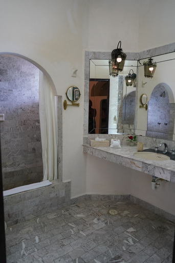 Bathroom 3, Villablanca Garden Beach Hotel, Cozumel