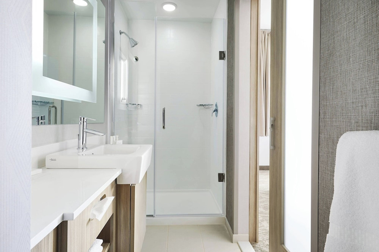 Bathroom 3, SpringHill Suites by Marriott Springfield North, Greene