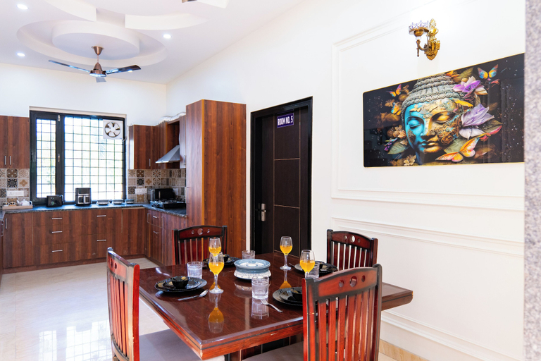 Dining 2, Alaya Stays KV Venture Mirage 3BHK Villa, Faridabad