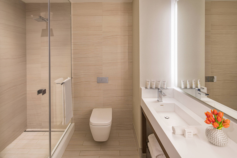 Bathroom 4, Courtyard by Marriott New York Manhattan/Midtown West, New York