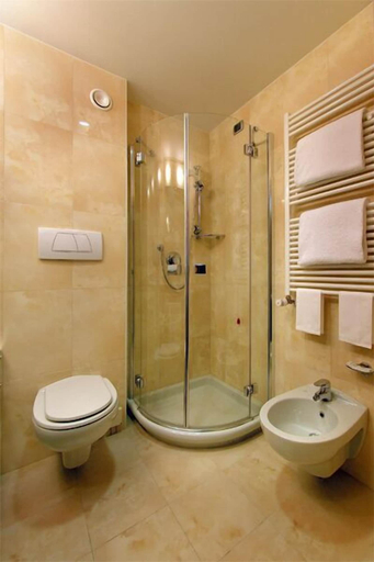 Bathroom 5, Hotel Tiffany, Milano