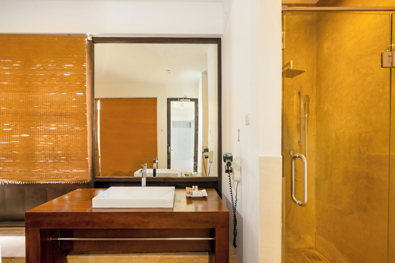 Bathroom 3, Grand Beach Hotel Wadduwa, Kalutara