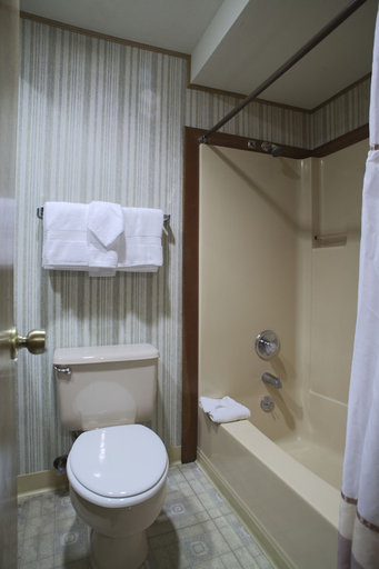 Bathroom 3, Hi Tide Oceanfront Inn, Clatsop