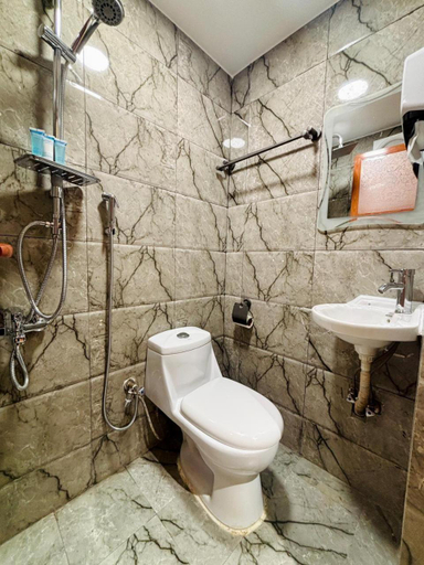 Bathroom 3, Al Bayan Palms, Nizwa
