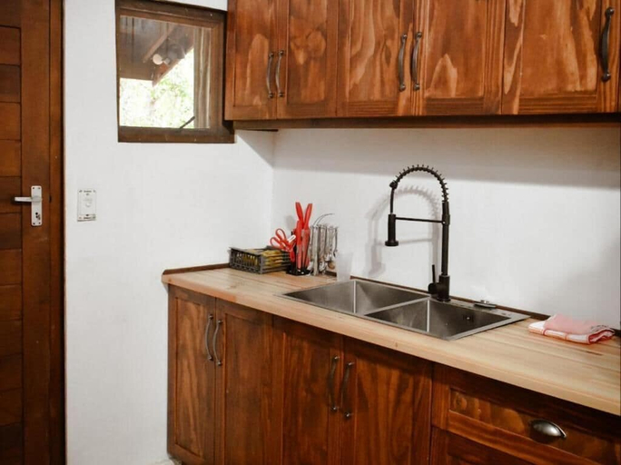 Private kitchen 5, IHlozi Bush Lodge, Umkhanyakude