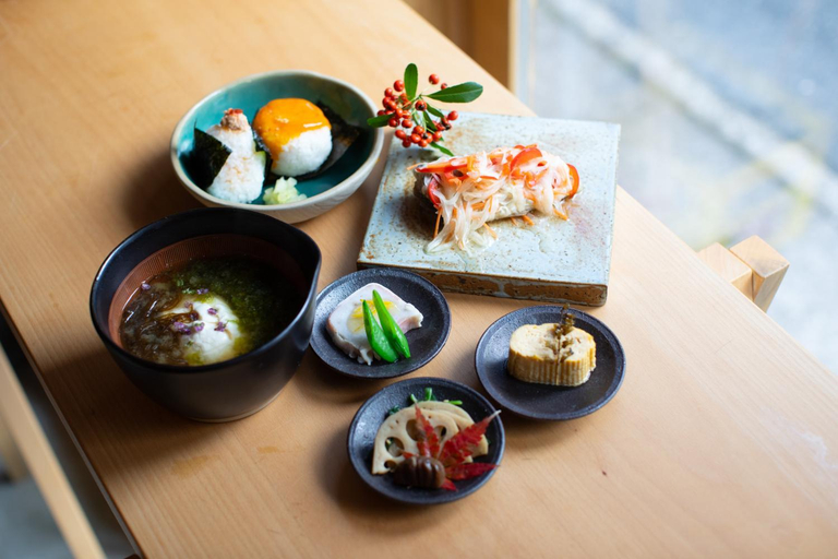 Food & Drinks, 宿 ロイノハコ, Hamada