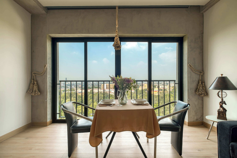 Dining 3, Stunning 1 BR Condo - Alameda Central - Downtown, Mexico City
