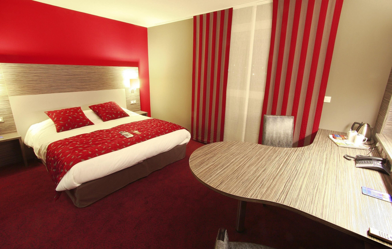 Bedroom 3, KYRIAD PRESTIGE MONTPELLIER OUEST - CROIX D'ARGENT, Hérault