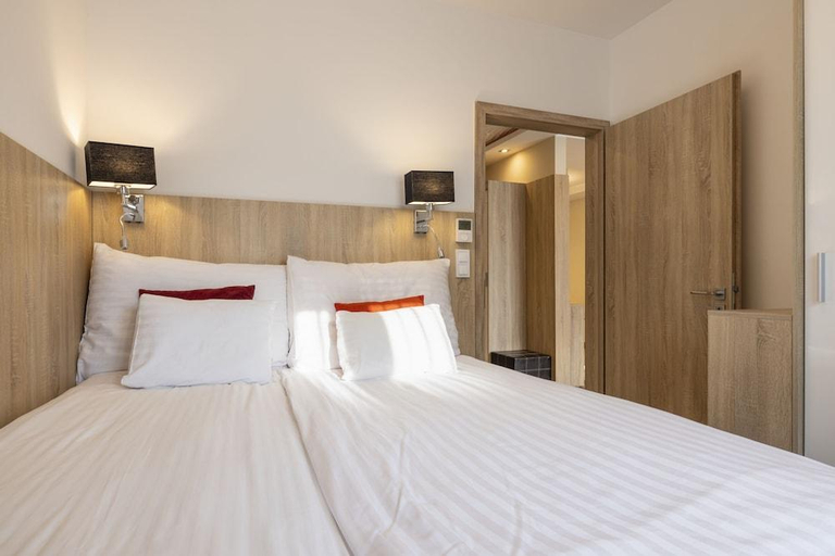 Bedroom 2, Cherry Apartments, Palace Quarter, Budapesti