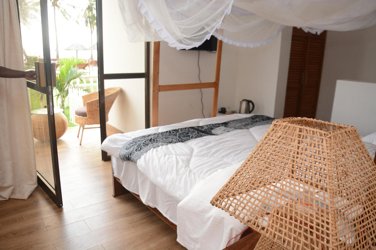 Bedroom 2, Villa Dahl Beach Resort, Temeke