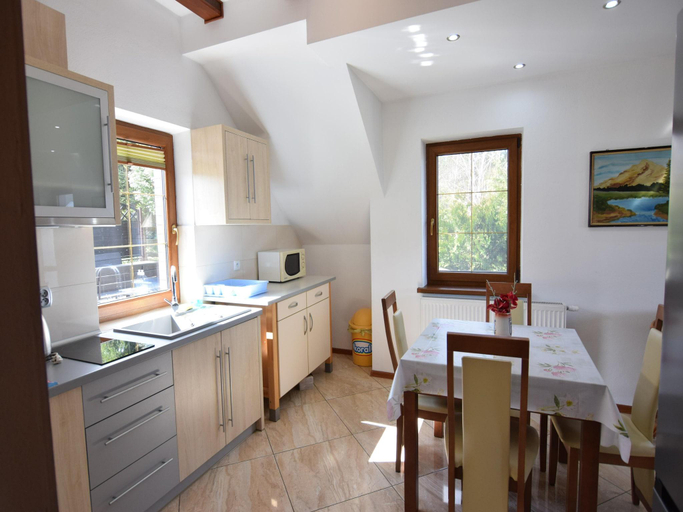Others 4, Comfortable Holiday Apartment With a Lake View, Bytów