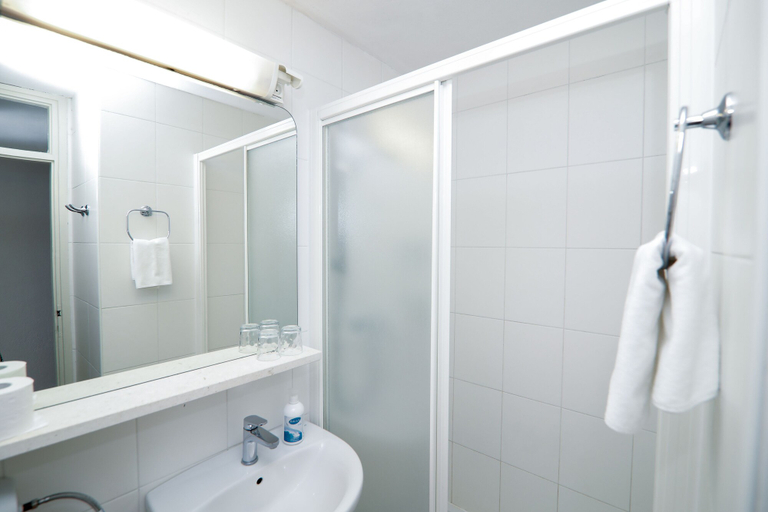 Bathroom 5, Hotel Lumbarda ***, Lumbarda