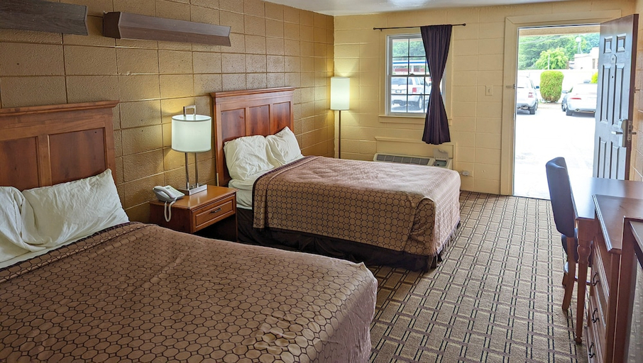 Bedroom 2, M-Star Cleveland, White