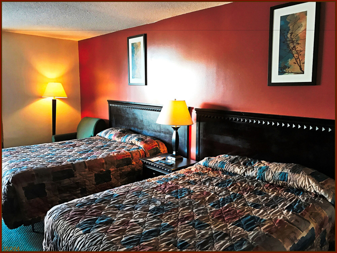 Bedroom 2, Stay Inn and Suites, Polk