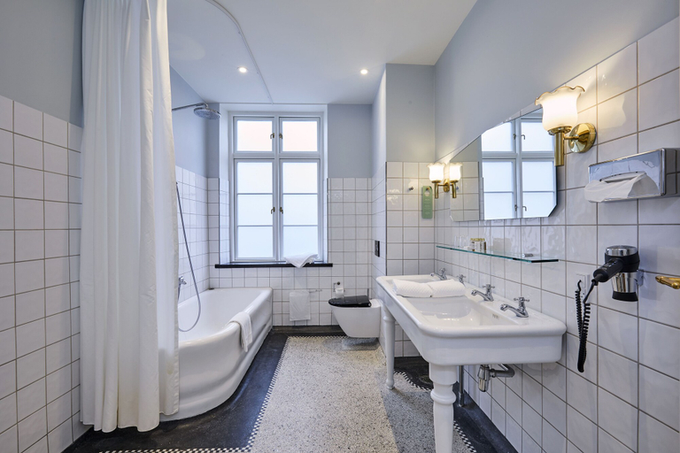 Bathroom 3, Hotel Randers, BW Premier Collection, Randers