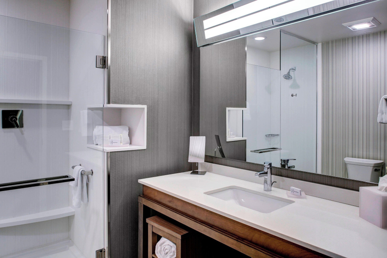 Bathroom 4, Courtyard by Marriott Nashville Mount Juliet, Wilson