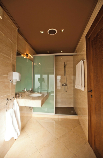 Bathroom 4, Ventura Boutique Hotel, Varna