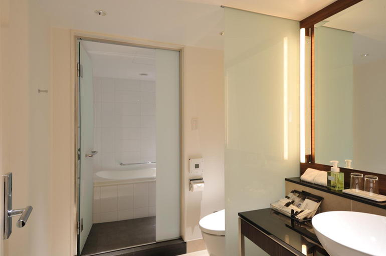 Bathroom 3, Granvia Hiroshima, Hiroshima