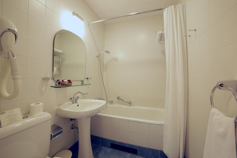 Bathroom 4, Focus Hotel Premium Pod Orlem, Bydgoszcz City