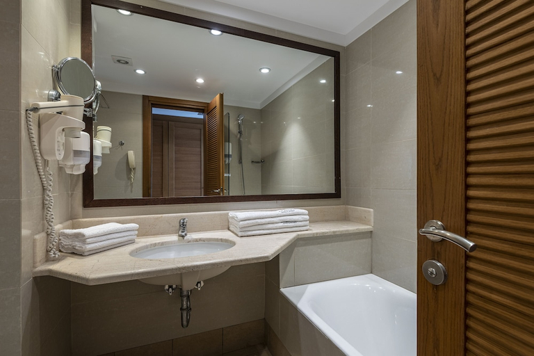 Bathroom 4, LAKITIRA RESORT & VILLAGE, South Aegean