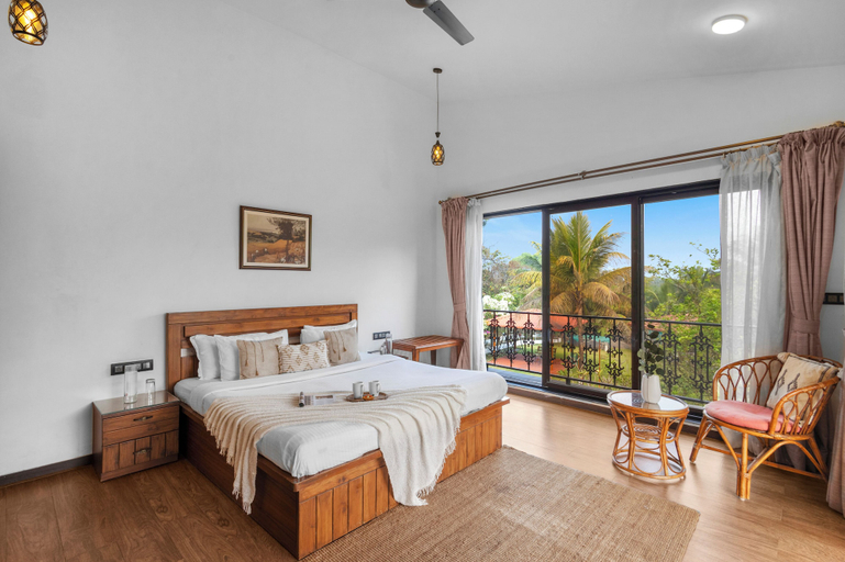 Room 4, Valdivian Villa by Alaya Stays 3- BHK, Raigarh