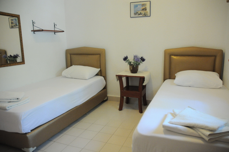 Bedroom 2, Hotel Gulec, Bodrum
