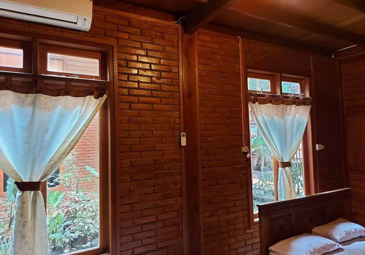 Others 5, Roemah Kayu Saragan Syariah Magelang, Magelang