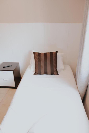 Bedroom 2, H Metropolitan Atocha, Madrid