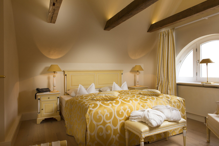 Bedroom 2, Palais Esplanade, Hamburg