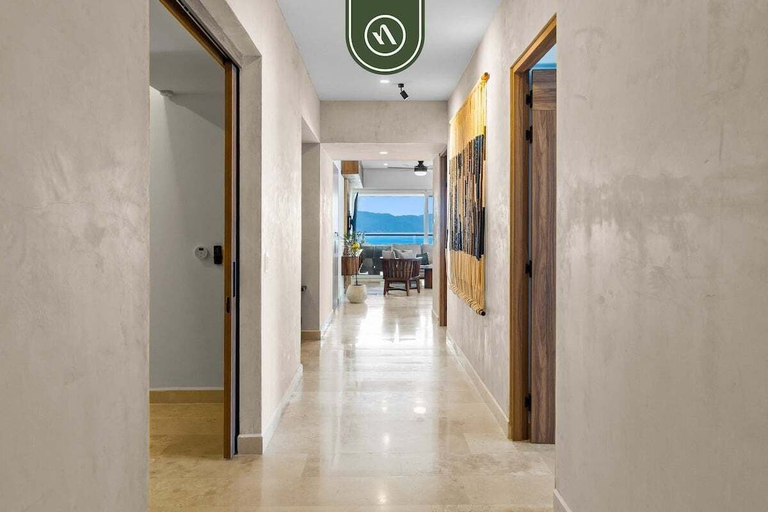 Interior 5, Luxury 4 BR Condo Amazing Views - Beach - Pools, Puerto Vallarta