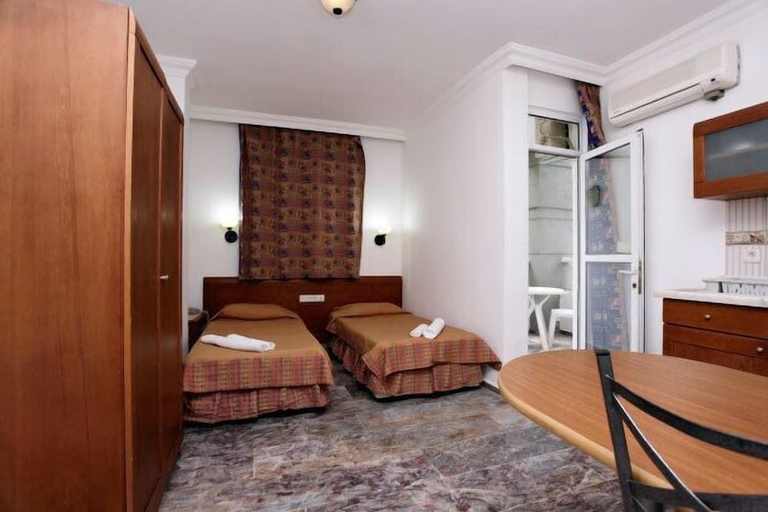Bedroom 4, Two Seas Hotel, Marmaris