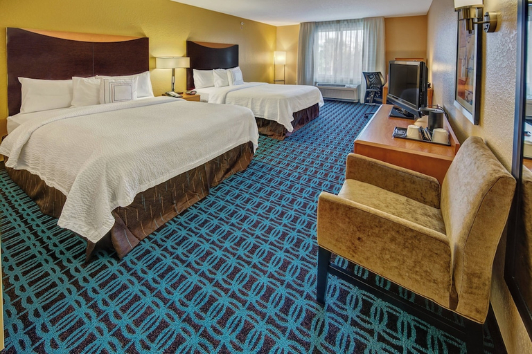 Bedroom 2, Fairfield Inn & Suites by Marriott Naples, Collier