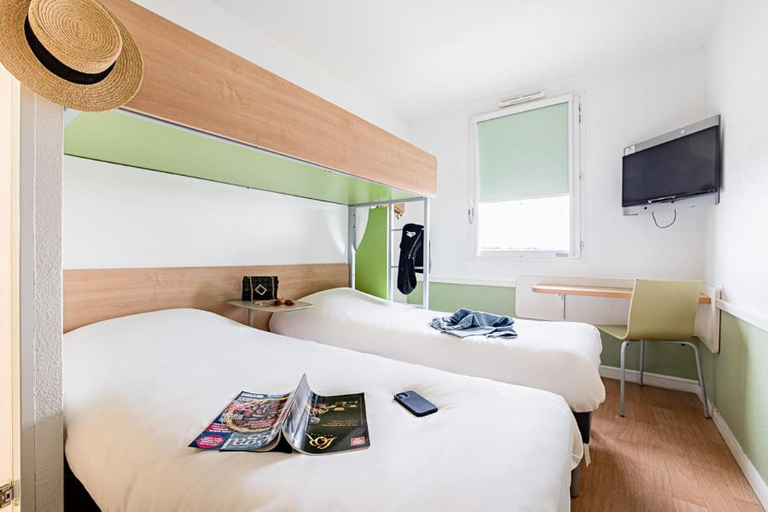 Bedroom 2, Ibis Budget Carcassonne Aeroport, Aude