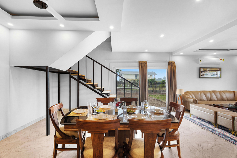 Dining 5, Unique Farmhouse by ELIVAAS, Gautam Buddha Nagar