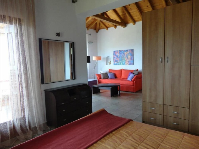 Bedroom 4, Skiathos Garden Cottages, Thessaly