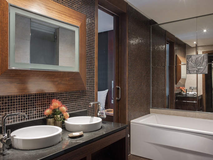 Bathroom 5, Red Level at Gran Melia Palacio de Isora - Adults Only, Santa Cruz de Tenerife