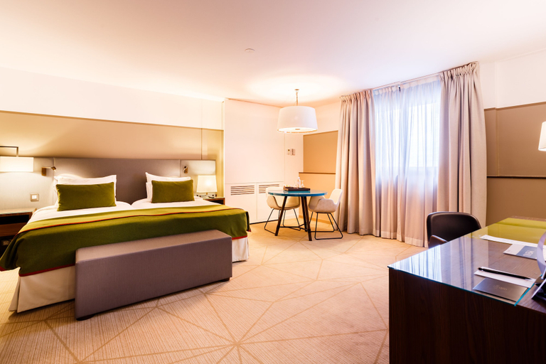 Bedroom 2, Fraser Suites Harmonie Paris La Defense, Hauts-de-Seine