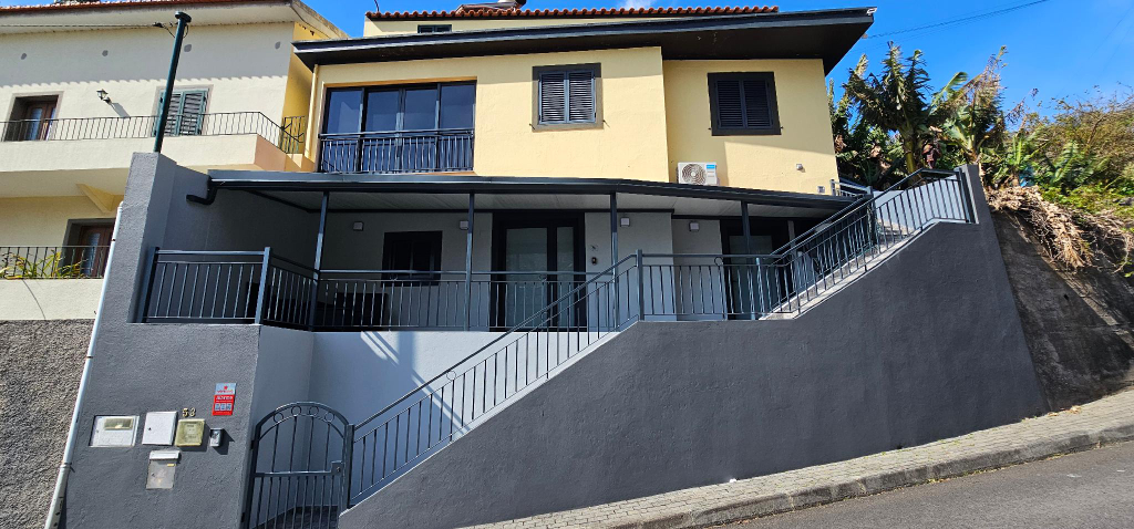 Entrance, Charming 1-Bedroom Apartment with Ocean Views in Calheta, Calheta