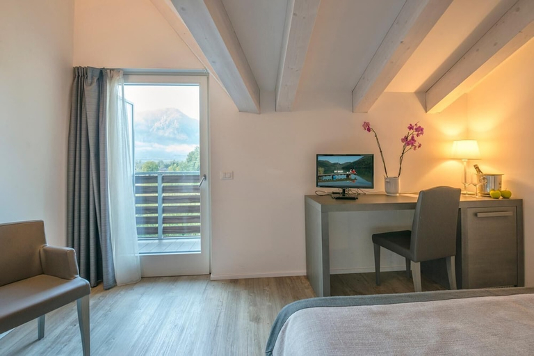 Others 3, HOTEL BAVARIA, Trento