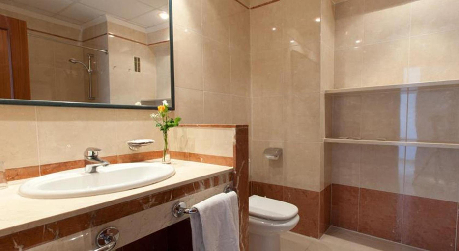 Bathroom 5, Cabot Pollensa Park Spa - Family Resort, Baleares