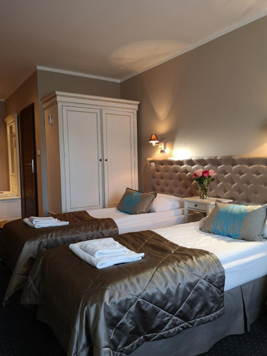 Others 4, HOTEL RIVIERA, Legionowo