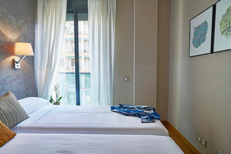 Bedroom 2, AinB Sagrada Familia, Barcelona