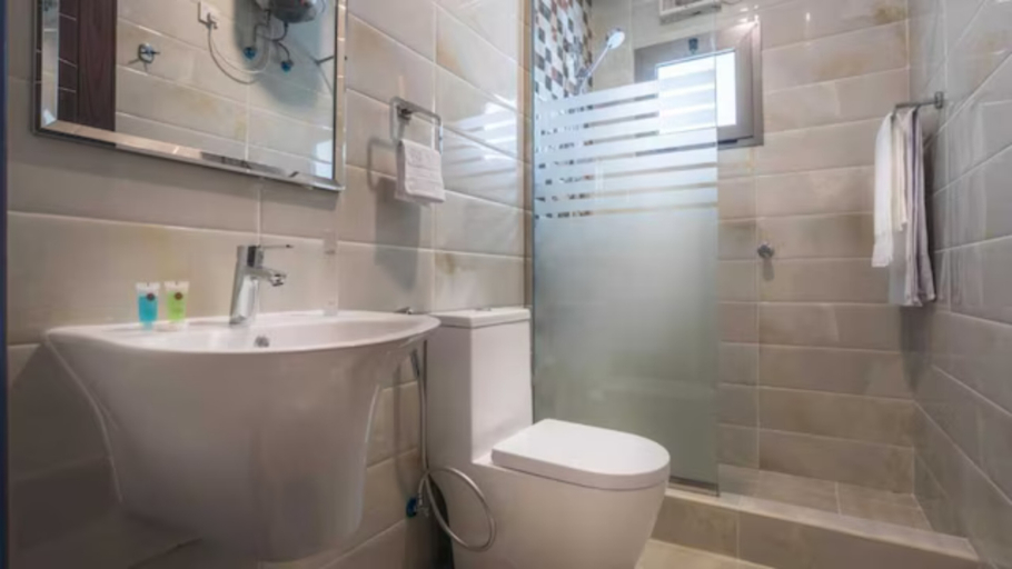 Bathroom 2, Palette Pearl Suites & Apartments, Jeddah