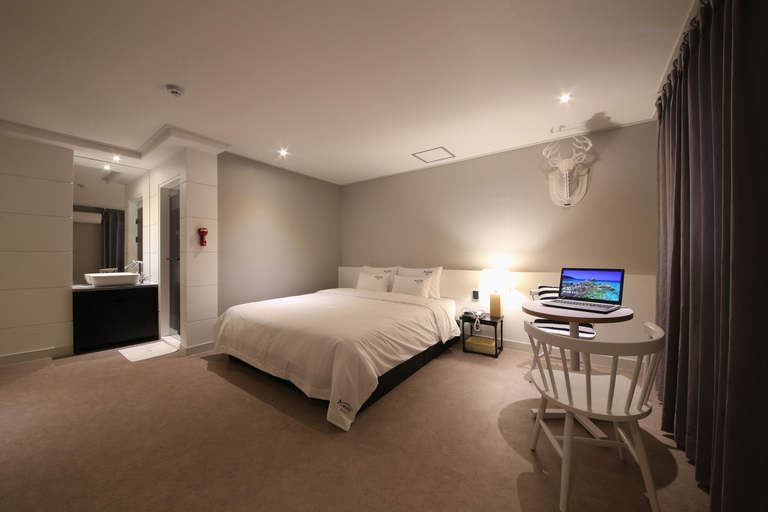 Bedroom 2, Almond Hotel Gupo Station, Gangseo