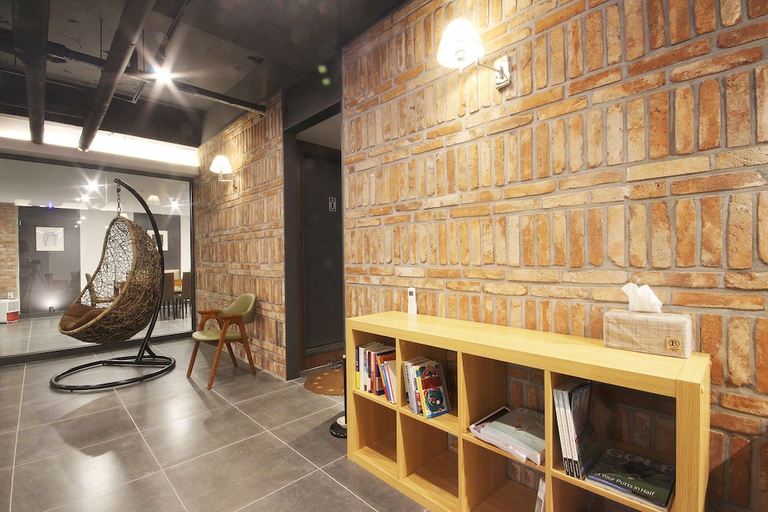 Others 5, Brown-Dot Seomyeon 1, Busanjin