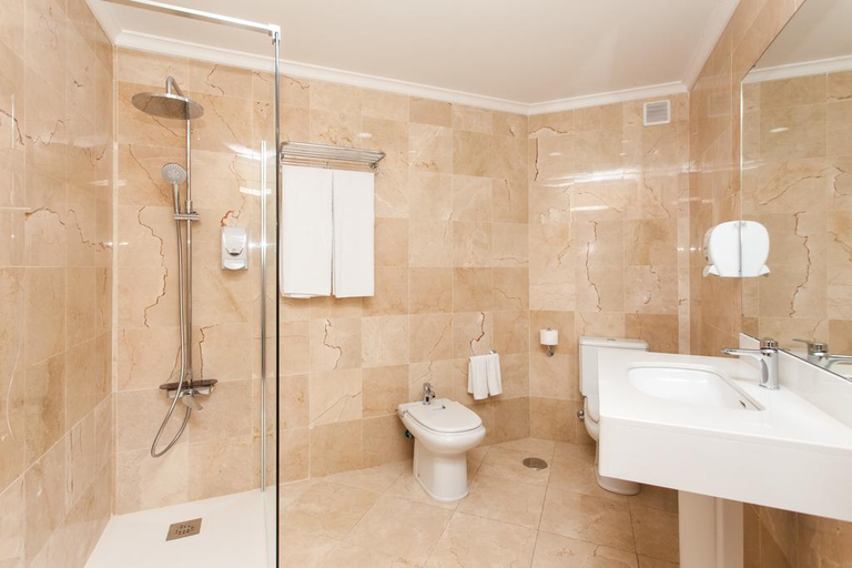 Bathroom 3, Hotel el Mirador de Fuerteventura, Las Palmas